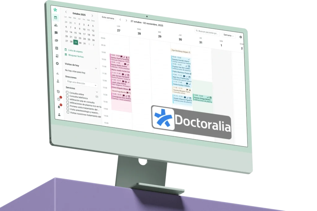 Captura de pantalla de la agenda de citas médicas de Doctoralia en un monitor, mostrando la gestión de horarios y disponibilidad del servicio de recepcionista comercial subcontratada.